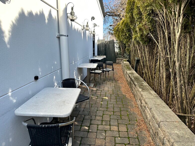 More Photos Of 348 Black Rock Tpke, Fairfield Restaurant For Sale