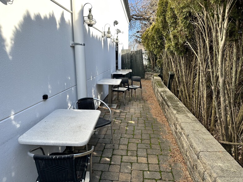 More Photos Of 348 Black Rock Tpke, Fairfield Restaurant For Sale