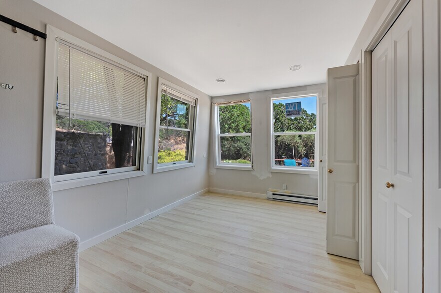 More Photos Of 125 Cristo Ln, Santa Rosa Specialty For Sale