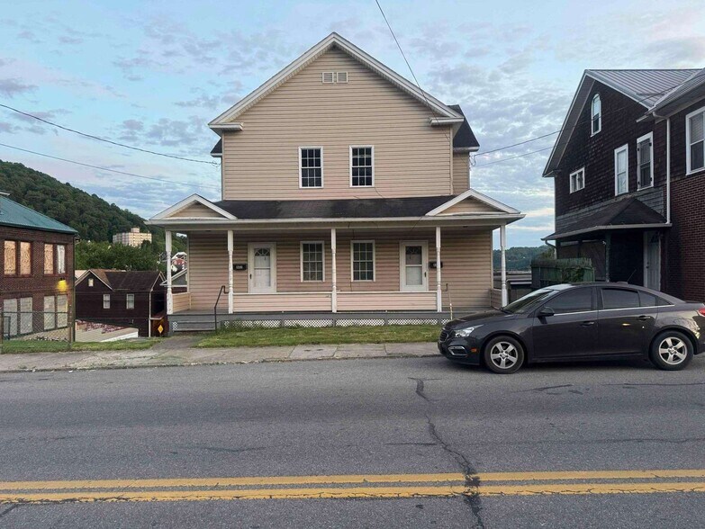 More Photos Of , Johnstown General Retail For Sale