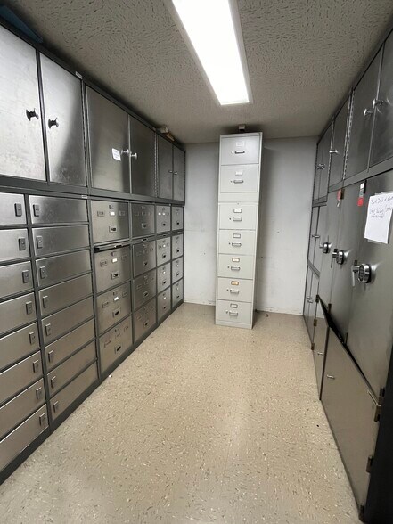 More Photos Of 260 Sunbury St, Minersville General Retail For Sale