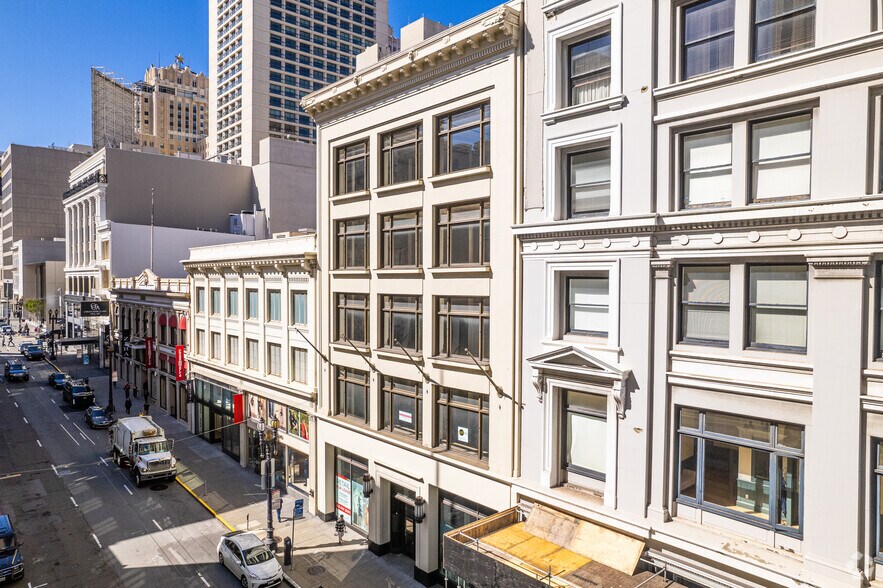 More Photos Of 220 Post St, San Francisco Storefront For Lease