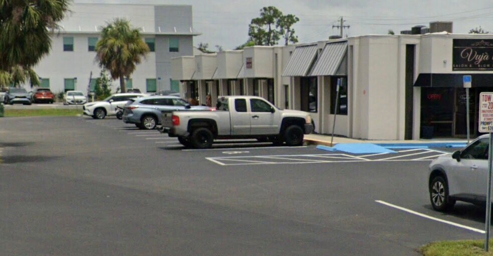 More Photos Of 21234 Olean Blvd, Port Charlotte Storefront Retail Office For Lease