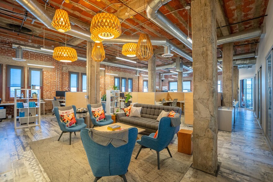 More Photos Of 106 W 4th St, Santa Ana Office For Sale