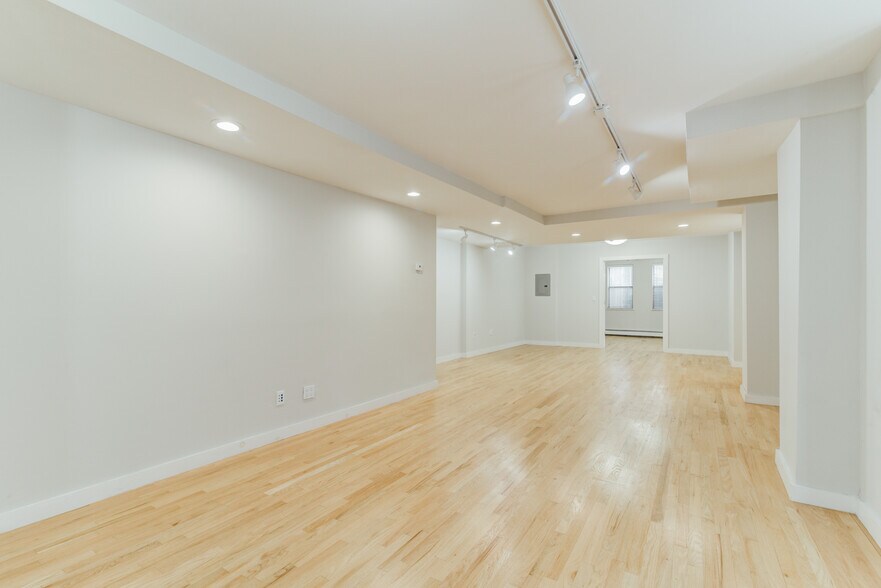 More Photos Of 489 Jersey Ave, Jersey City Storefront Retail Office For Lease