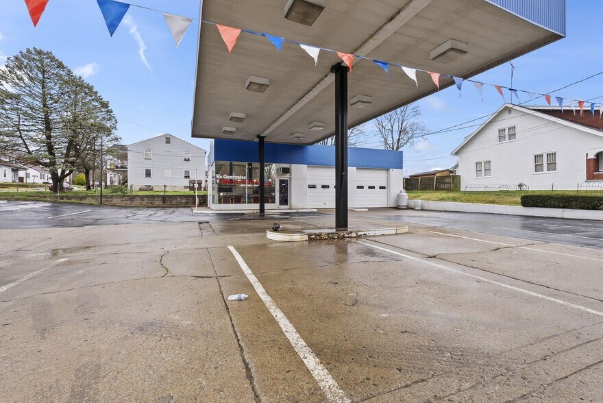 More Photos Of 212 N Main St, Cynthiana Auto Repair For Sale