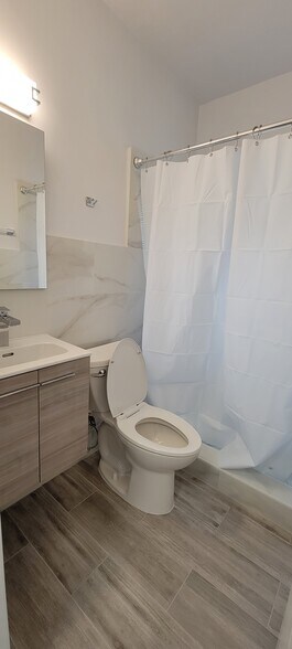 More Photos Of 1723 Liberty St, Hollywood Apartments For Sale