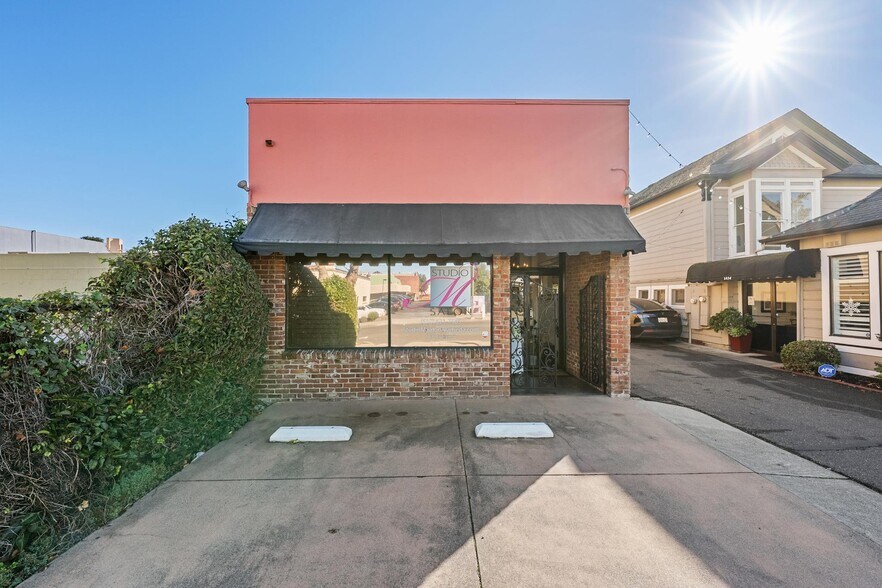 More Photos Of 1422 Everett St, Alameda Freestanding For Sale