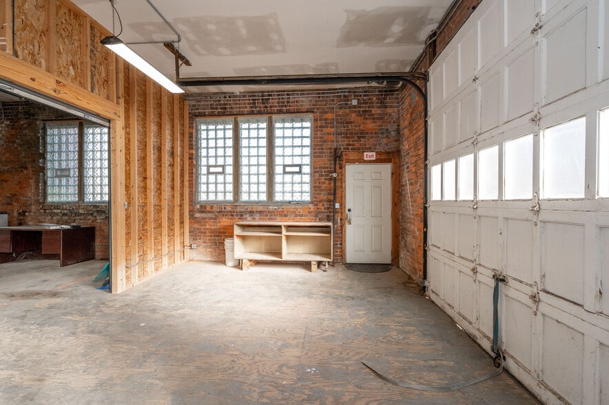 More Photos Of 1514 Kinney Ave, Cincinnati Warehouse For Sale