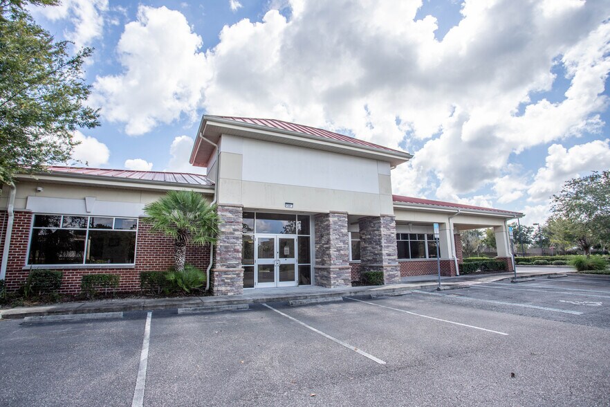 More Photos Of 1381 Rinehart Rd, Sanford General Retail For Sale