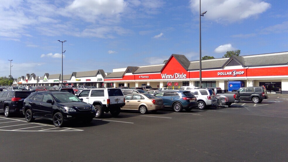 Primary Photo Of 1200 S Broad St, Brooksville Unknown For Lease