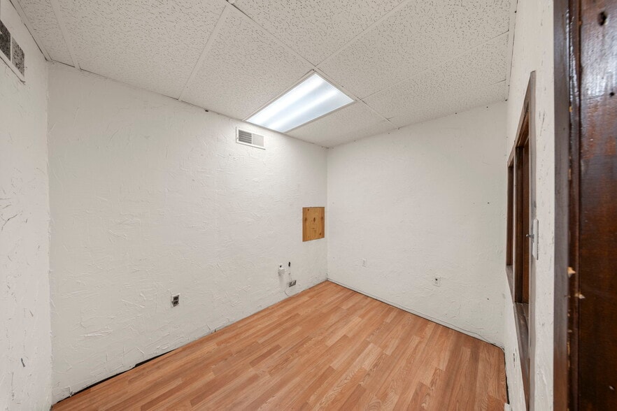 More Photos Of 701 H St, Modesto Loft Creative Space For Sale