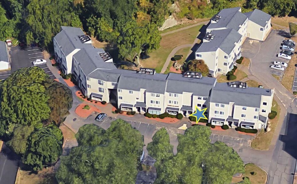 More Photos Of 288 E Main St, Branford Office For Lease