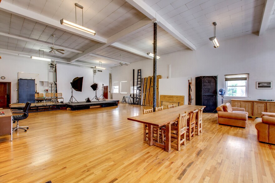 More Photos Of 2101-2111 W 29th Ave, Denver Loft Creative Space For Lease