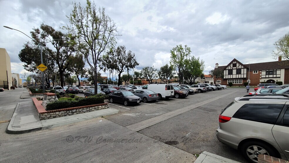 More Photos Of 6822-6828 Pacific Blvd, Huntington Park Storefront For Sale