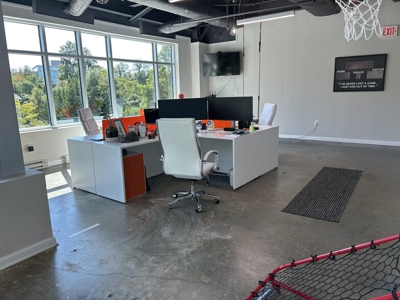 More Photos Of 1984 Isaac Newton Sq W, Reston Office For Sale