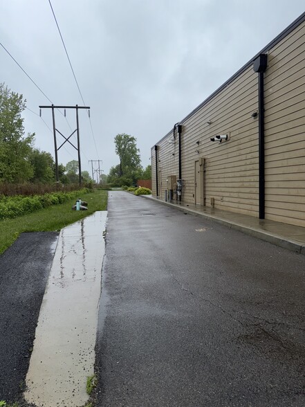 More Photos Of 3941 Broadway St, Cheektowaga Freestanding For Sale