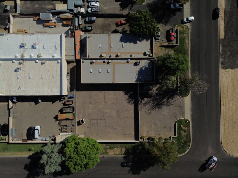 More Photos Of 6097 N 57th Dr, Glendale Warehouse For Sale