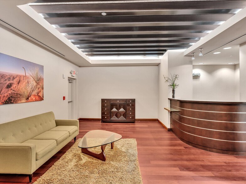 More Photos Of 20900 NE 30th Ave, Aventura Office Residential For Sale