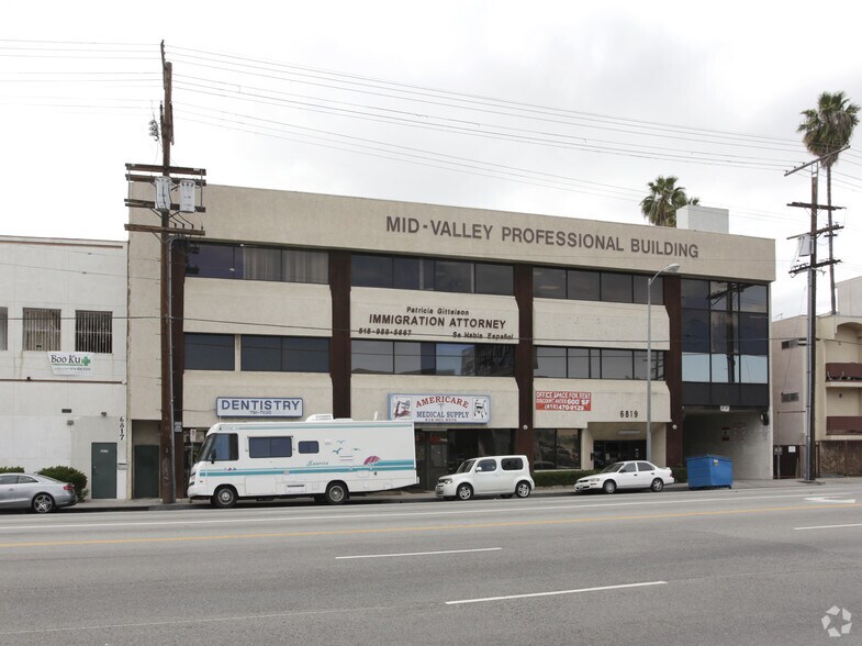 More Photos Of 6819 Sepulveda Blvd, Van Nuys Office For Lease