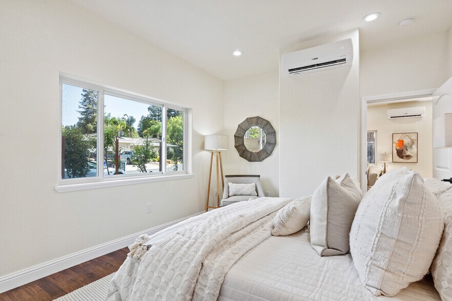 More Photos Of 1006 Court Ln, Concord Apartments For Sale