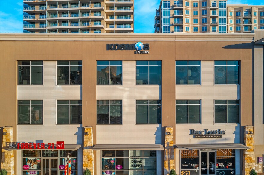 More Photos Of 8180 Park Ln, Dallas Office For Lease