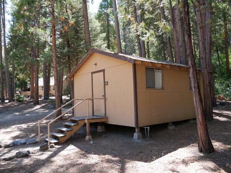 More Photos Of 42193 Seven Oaks Road, Angelus Oaks Specialty For Sale