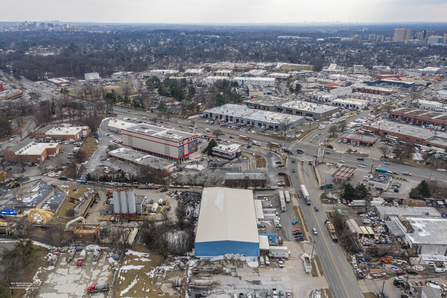 More Photos Of 14819 Southlawn Ln, Rockville Warehouse For Lease