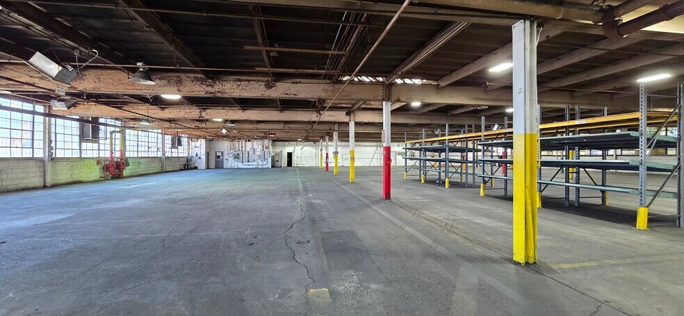 More Photos Of 18513 Euclid Ave, Cleveland Industrial For Sale