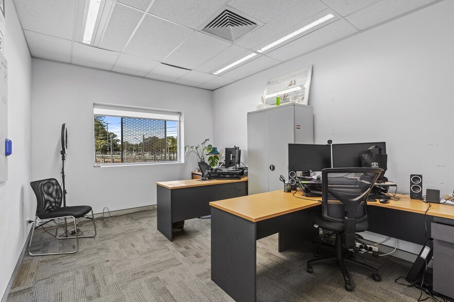 More Photos Of 8-12 Maitland Rd, Islington Office For Lease