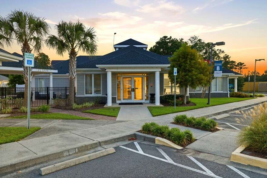 More Photos Of 9250 Highway 17 Byp, Murrells Inlet Office For Sale