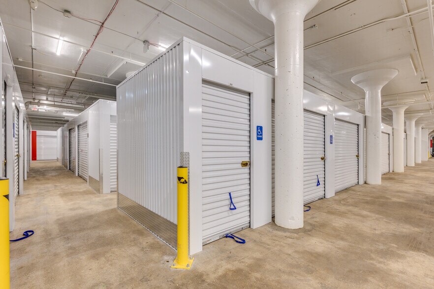 More Photos Of 1220 Mound Ave, Racine Self Storage For Sale