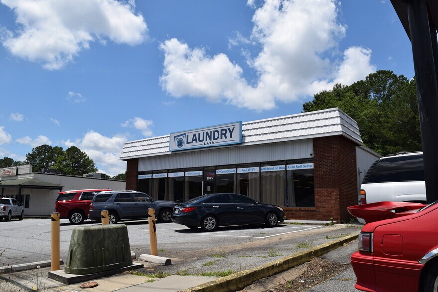 More Photos Of 3097 NE Canton Rd, Marietta Freestanding For Sale