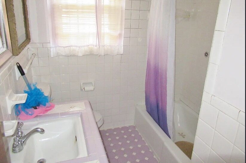 More Photos Of 1519 Iron St, Bellingham Multifamily For Lease