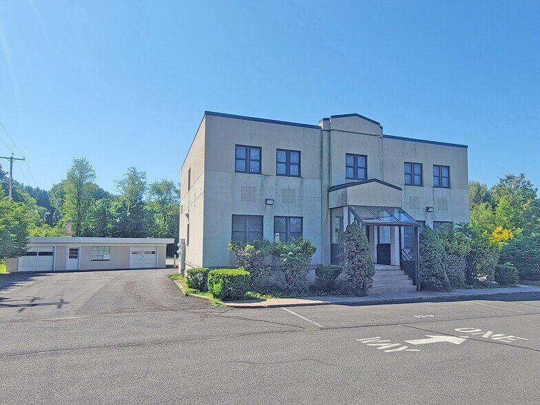 More Photos Of 37 Mill Creek, East Stroudsburg Office For Lease