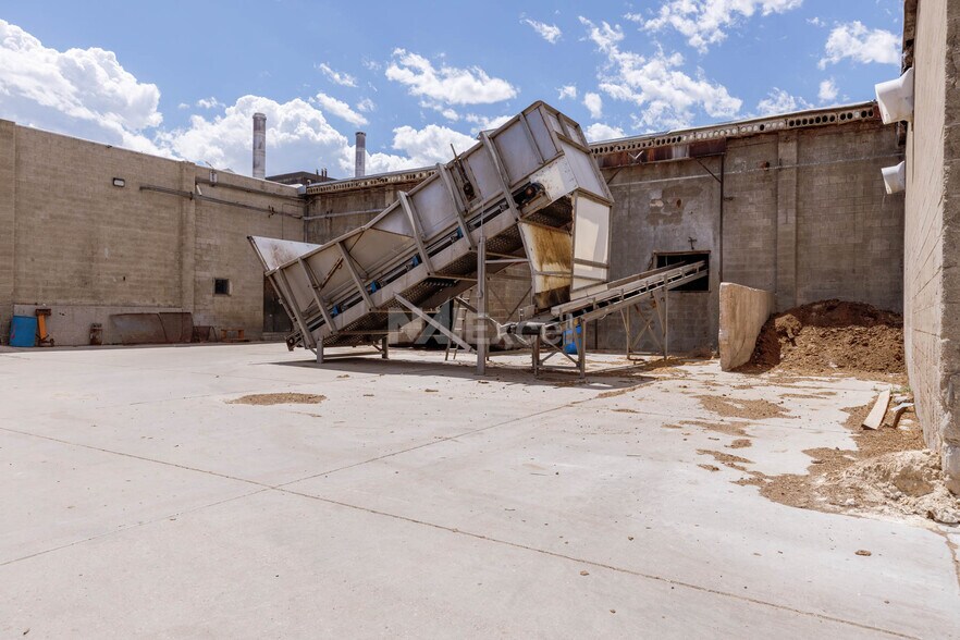 More Photos Of 550 S 1100 W, Fillmore Warehouse For Sale