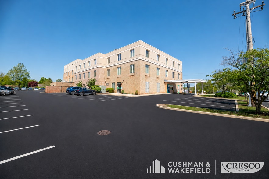 More Photos Of 24441-24481 Detroit Rd, Westlake Office For Lease