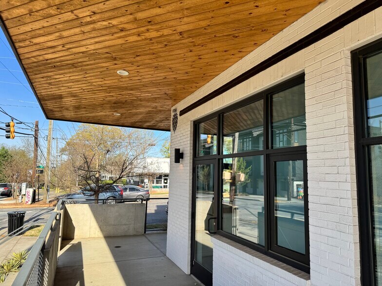 More Photos Of 2380 Hosea L Williams Dr NE, Atlanta Storefront For Lease
