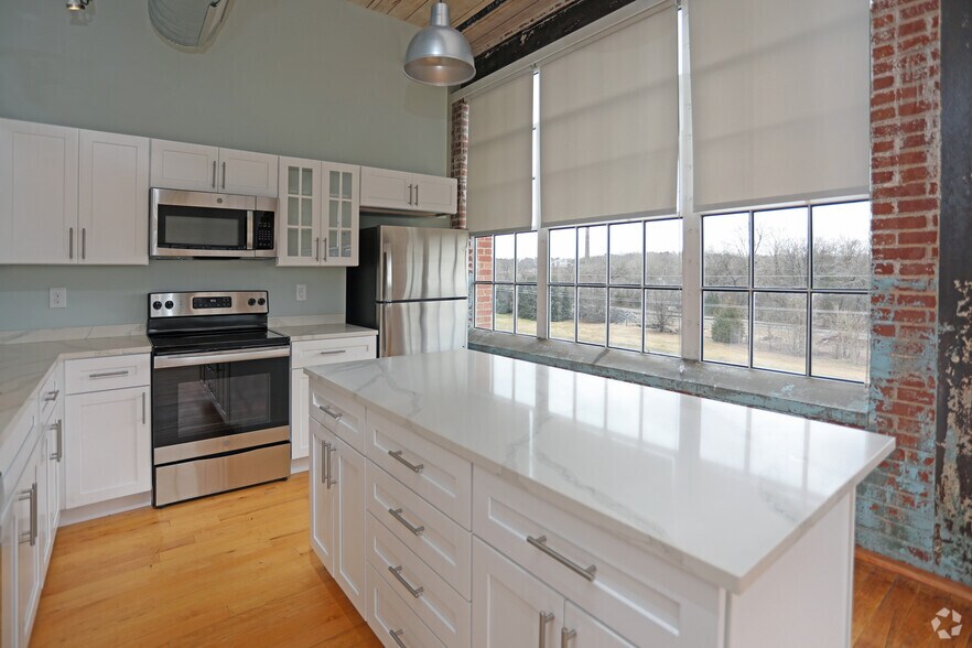 More Photos Of 116 E Main St, Haw River Apartments For Lease