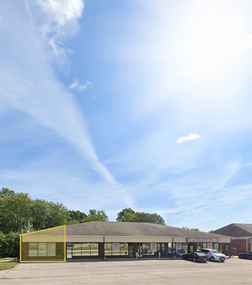 Primary Photo Of 12440-12450 Lusher Rd, Saint Louis Storefront For Lease