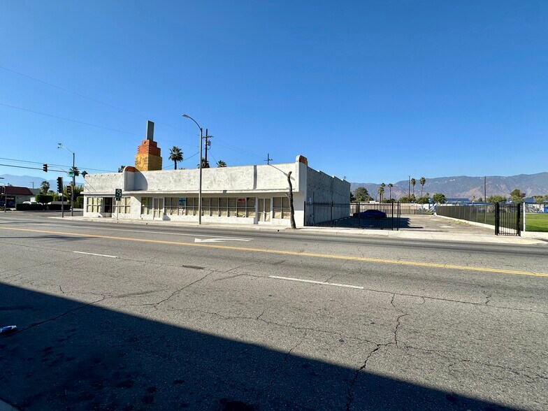 More Photos Of 290-292 W Base Line St, San Bernardino Freestanding For Lease