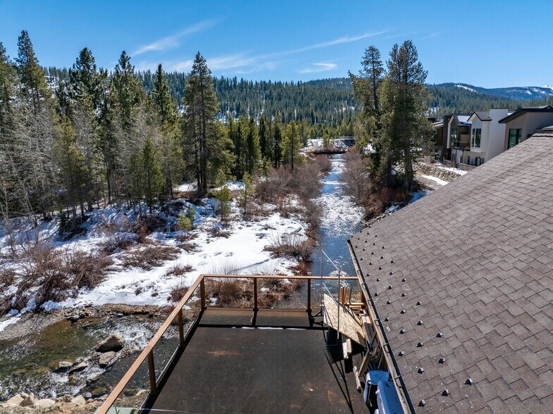 More Photos Of 12315 Deerfield Dr, Truckee Office Residential For Sale