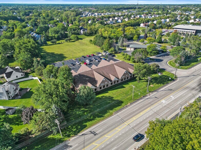 More Photos Of 6475 Washington St, Gurnee Medical For Sale