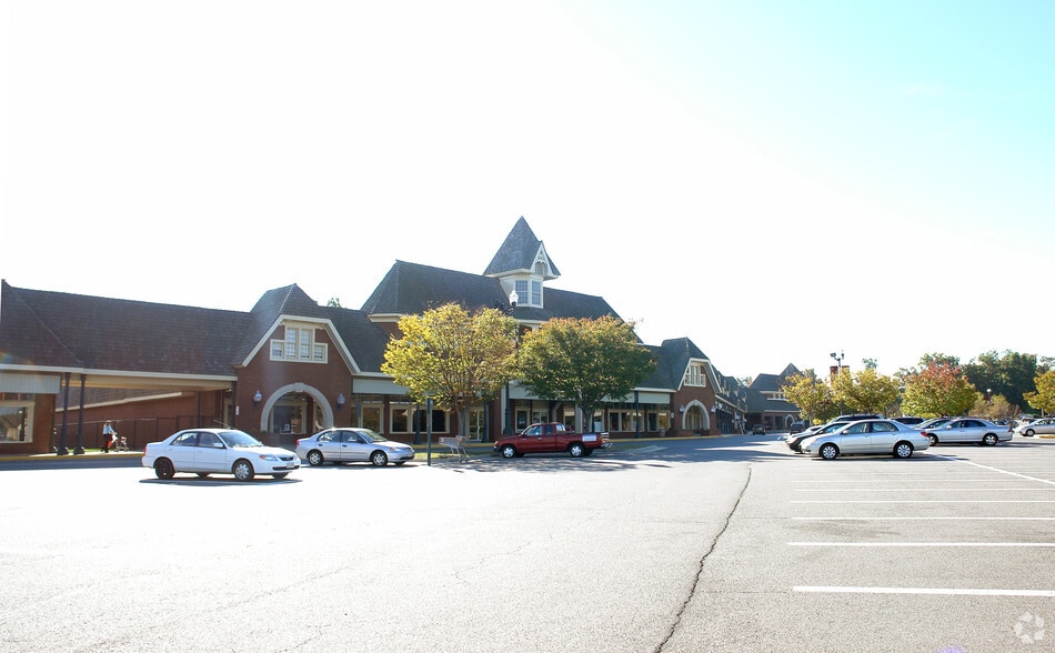 More Photos Of 5053-5135 Westfields Blvd, Centreville Unknown For Lease