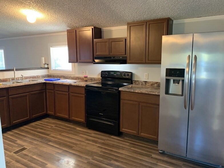 More Photos Of 154 NW Alpata Ct, Lake City Manufactured Housing Mobile Home Park For Sale