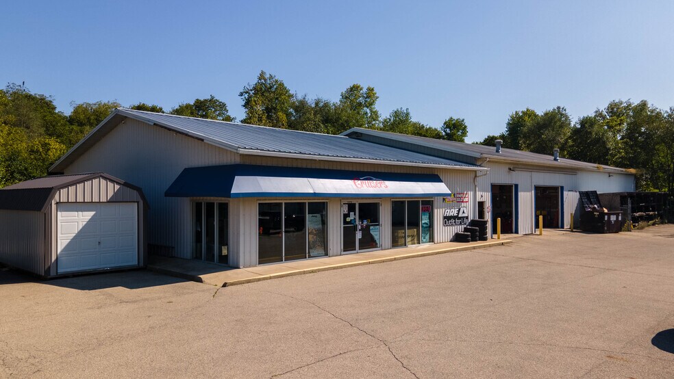 More Photos Of 1970 Us-68 N, Xenia Freestanding For Lease