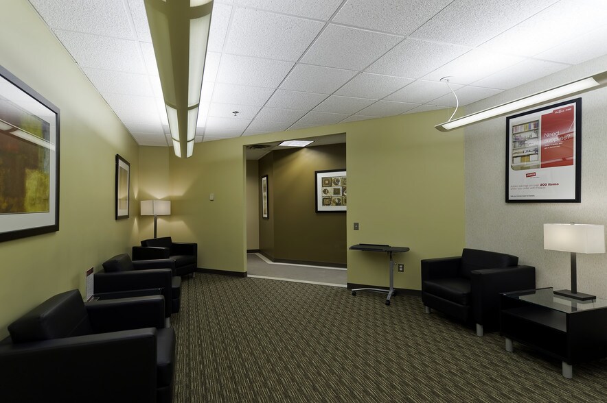 More Photos Of 41 University Dr, Newtown Coworking Space