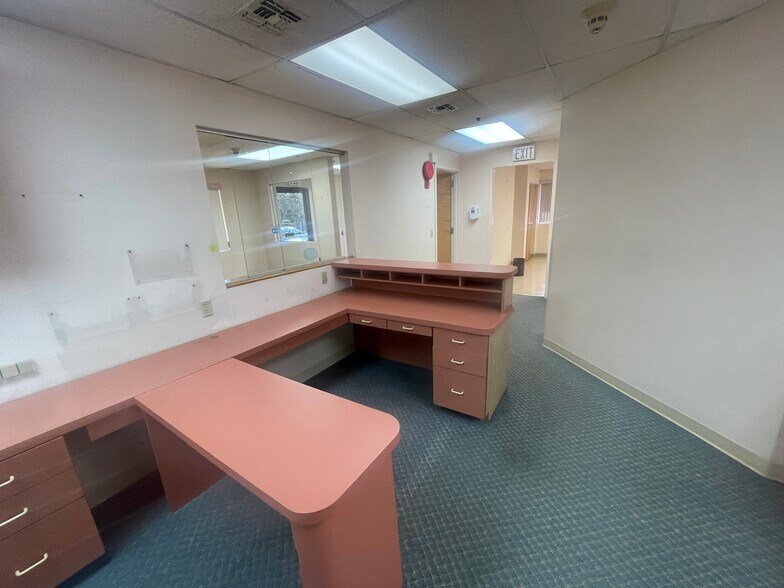 More Photos Of 1150 Portion Rd, Holtsville Medical For Lease