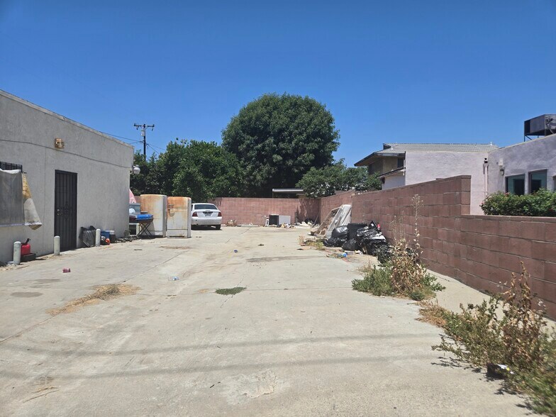 More Photos Of 10419 Lower Azusa Rd, Temple City Freestanding For Sale