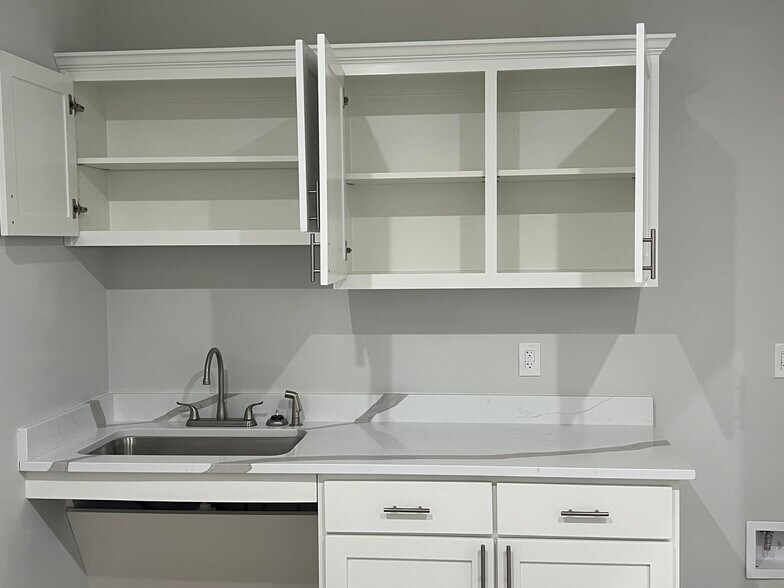 More Photos Of 7828 Preston Rd, Frisco Office For Lease